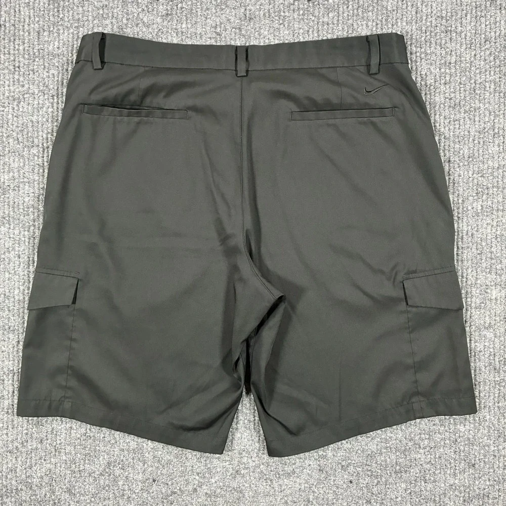 Nike Golf Dri-FIT Mens Cargo Golf Shorts Size 36 Black Performance Mid Rise